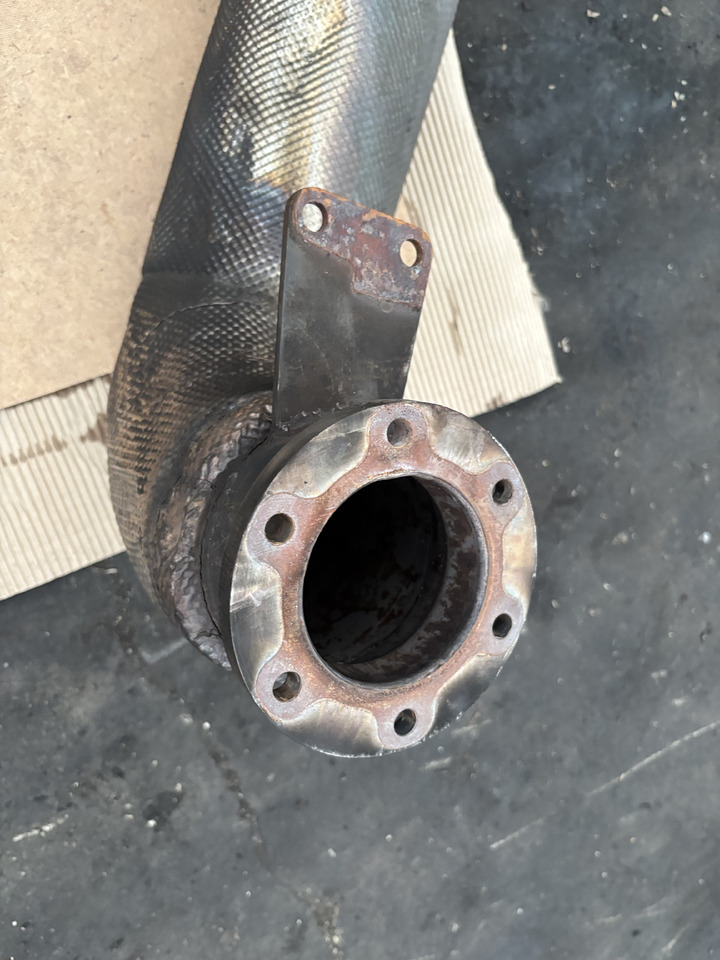 Claas Lexion 780 Rura Wydechowa Wydech EXHAUST PIPE ISO 0007804091 00 07819781 - Выхлопная труба для Зерноуборочных комбайнов: фото 2 Claas Lexion 780 Rura Wydechowa Wydech EXHAUST PIPE ISO 0007804091 00 07819781 - Выхлопная труба для Зерноуборочных комбайнов: фото 2