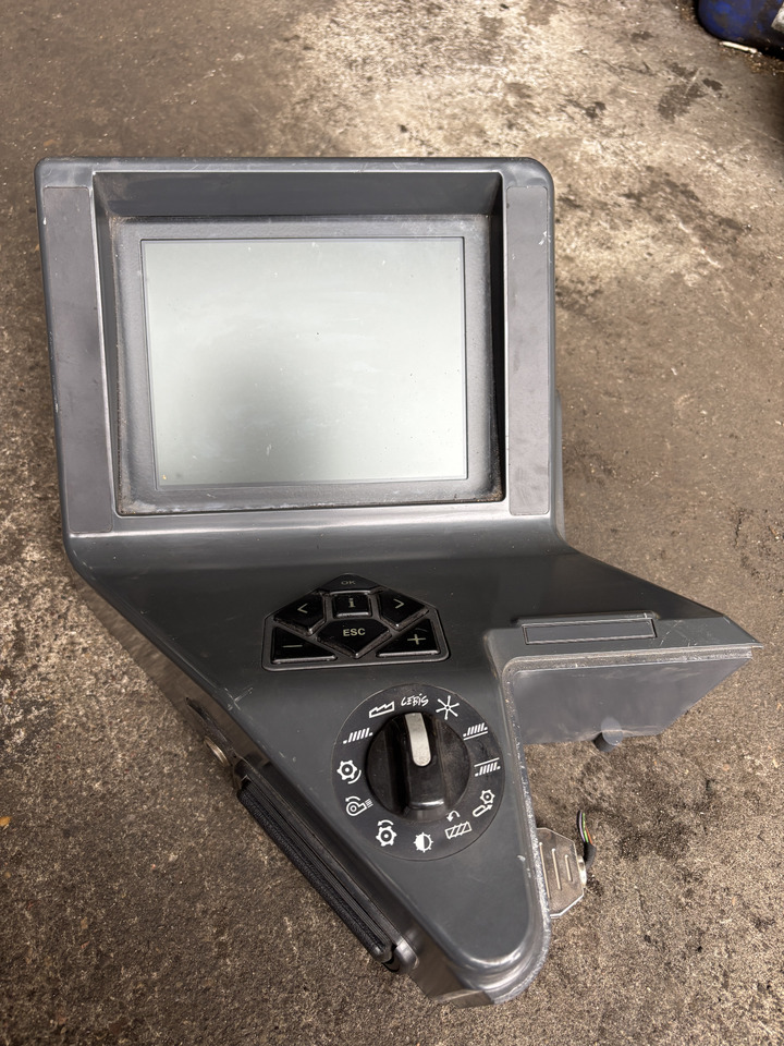 Claas Lexion - monitor terminal Cebis II 0016049.5 016049.5 - Электрическая система: фото 2 Claas Lexion - monitor terminal Cebis II 0016049.5 016049.5 - Электрическая система: фото 2