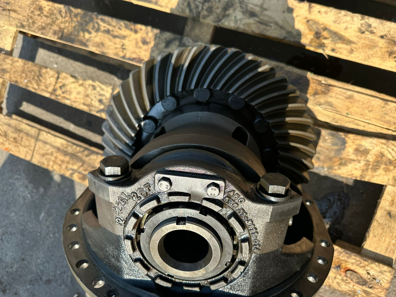 Claas Xerion 3800 - Dyferencjał | Wkład Mostu | Środek Mostu - Дифференциал для Сельскохозяйственной техники: фото 2 Claas Xerion 3800 - Dyferencjał | Wkład Mostu | Środek Mostu - Дифференциал для Сельскохозяйственной техники: фото 2