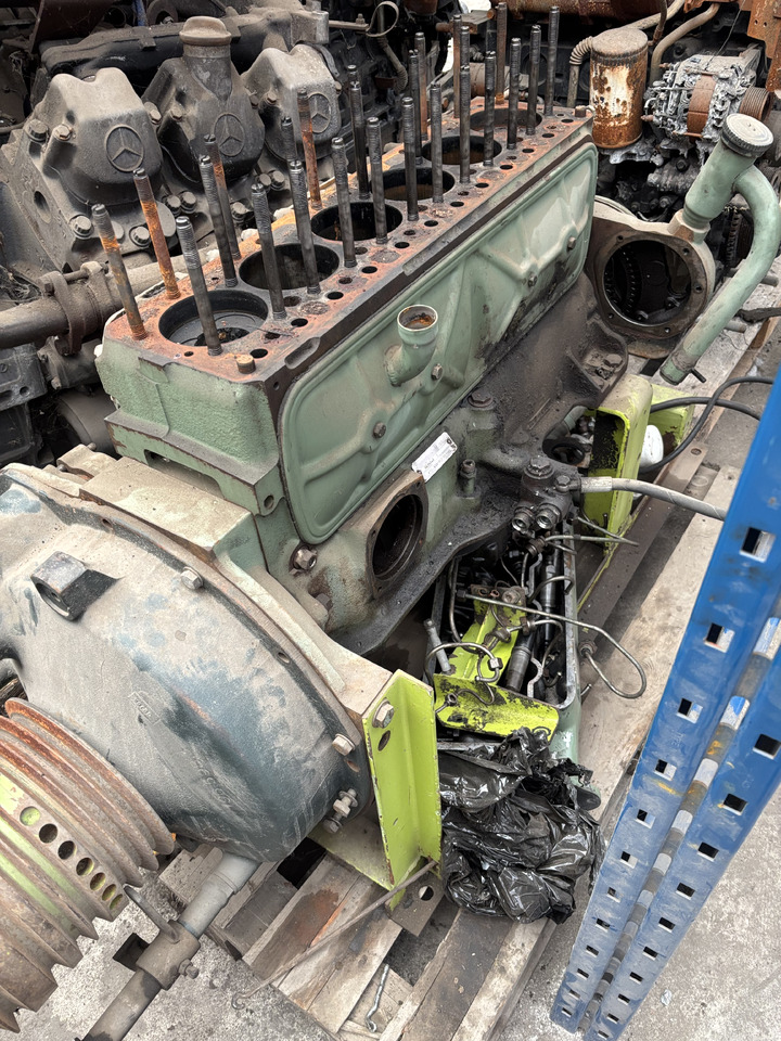 Daimler Benz Mercedes OM352 352.900 Silnik Części Blok - Двигатель и запчасти для Сельскохозяйственной техники: фото 1 Daimler Benz Mercedes OM352 352.900 Silnik Części Blok - Двигатель и запчасти для Сельскохозяйственной техники: фото 1