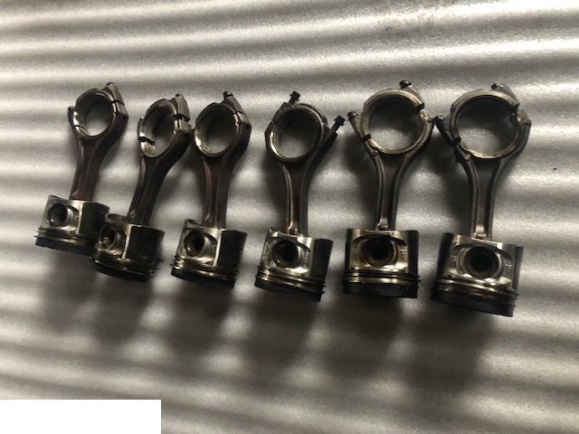 Deutz TCD 2012 L06 4V - Tłok - Поршень/ Кольцо/ Втулка для Сельскохозяйственной техники: фото 3 Deutz TCD 2012 L06 4V - Tłok - Поршень/ Кольцо/ Втулка для Сельскохозяйственной техники: фото 3