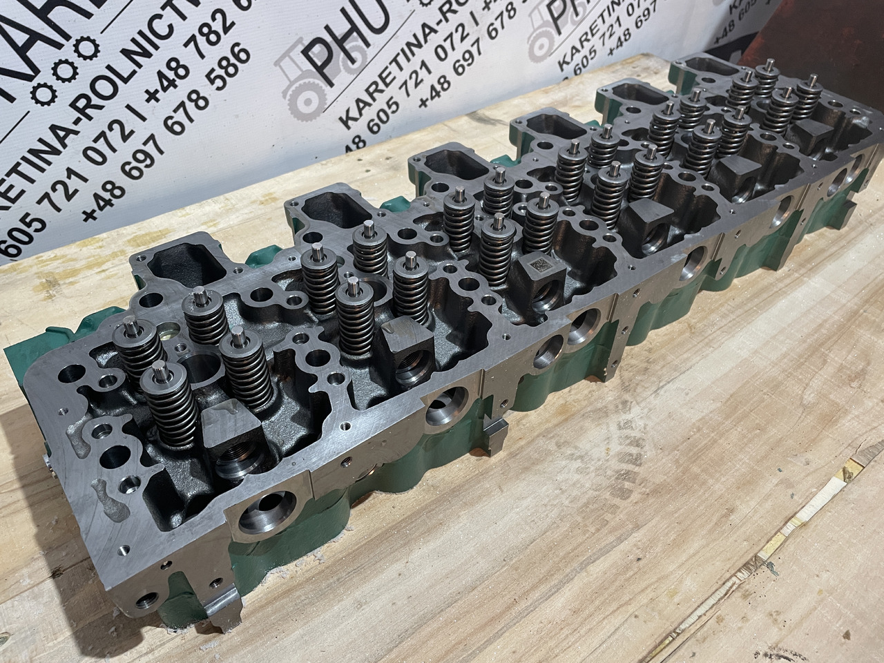 Deutz TCD7.8 TCD 7.8 - głowica cylindrów kompletna NOWA 04900635 - Головка блока для Сельскохозяйственной техники: фото 2 Deutz TCD7.8 TCD 7.8 - głowica cylindrów kompletna NOWA 04900635 - Головка блока для Сельскохозяйственной техники: фото 2