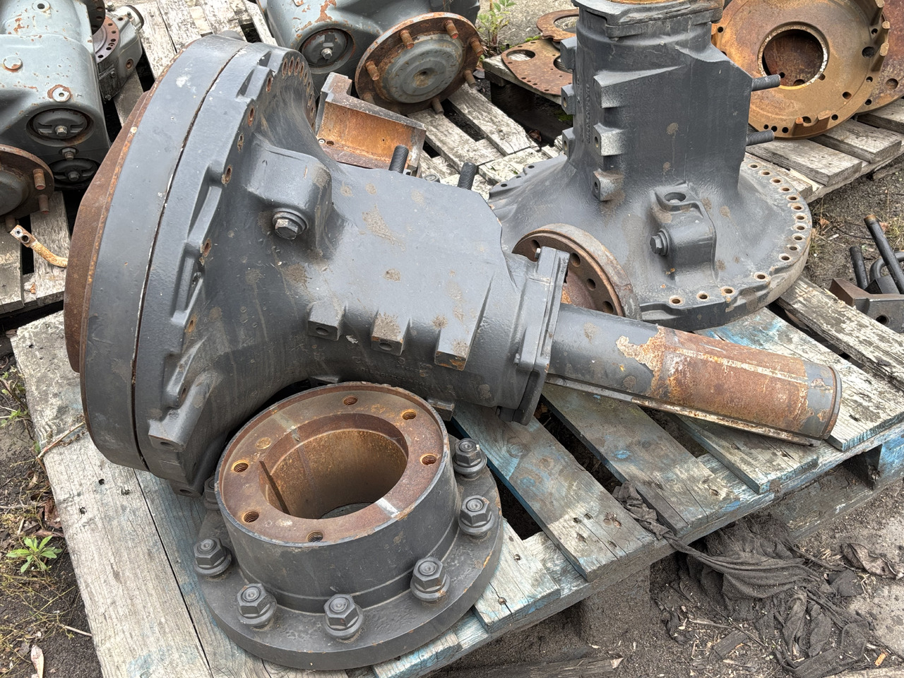 FENDT 930 933 936 Zwolnica Wał Obudowa Tylnej Osi 926101150070 934151150010 931150150030 - Бортовой редуктор для Сельскохозяйственной техники: фото 1 FENDT 930 933 936 Zwolnica Wał Obudowa Tylnej Osi 926101150070 934151150010 931150150030 - Бортовой редуктор для Сельскохозяйственной техники: фото 1