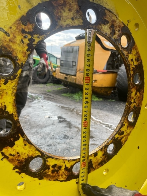 Felga John Deere 30 cali - Колесный диск для Сельскохозяйственной техники: фото 2 Felga John Deere 30 cali - Колесный диск для Сельскохозяйственной техники: фото 2