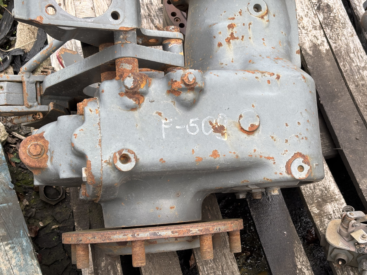 Fendt 509 510 512 Zwolnica Kompletne 380114150010 199110150050 199110150012 198100150050 - Бортовой редуктор для Сельскохозяйственной техники: фото 3 Fendt 509 510 512 Zwolnica Kompletne 380114150010 199110150050 199110150012 198100150050 - Бортовой редуктор для Сельскохозяйственной техники: фото 3