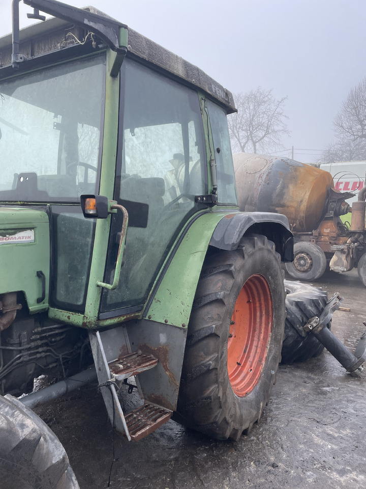 Fendt Farmer 309 - kabina dach drzwi - Дверь и запчасти для Сельскохозяйственной техники: фото 3 Fendt Farmer 309 - kabina dach drzwi - Дверь и запчасти для Сельскохозяйственной техники: фото 3