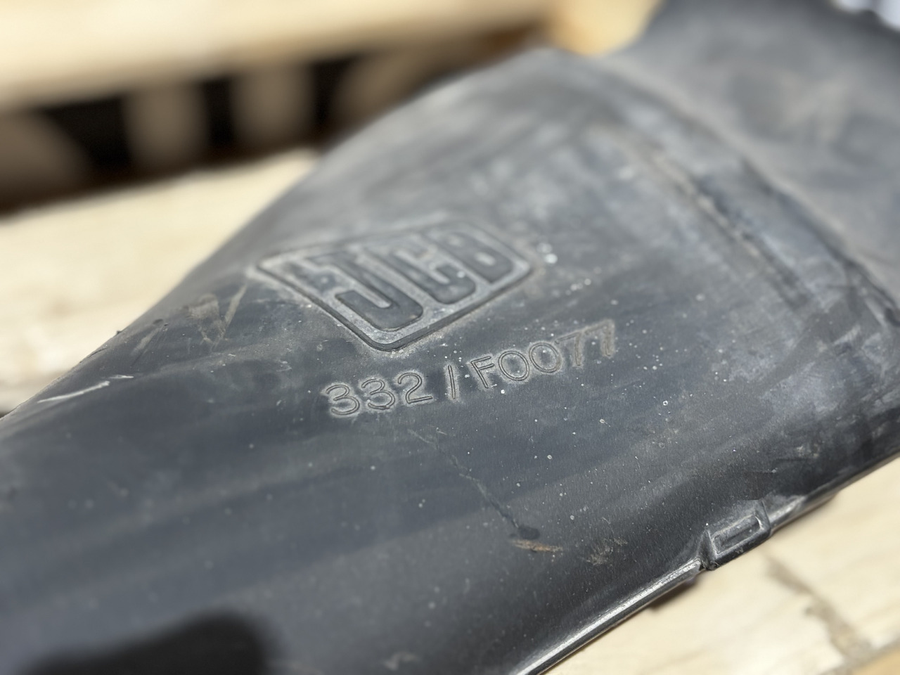 JCB 332/F0077 Kanał Rura Wlotowa - Впускная труба для Строительной техники: фото 2 JCB 332/F0077 Kanał Rura Wlotowa - Впускная труба для Строительной техники: фото 2