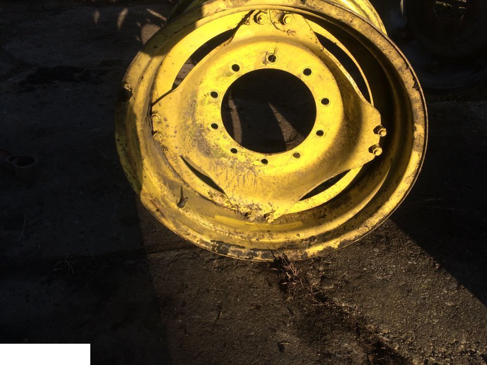 JOHN DEERE 28xW15L - Колесный диск для Сельскохозяйственной техники: фото 1 JOHN DEERE 28xW15L - Колесный диск для Сельскохозяйственной техники: фото 1