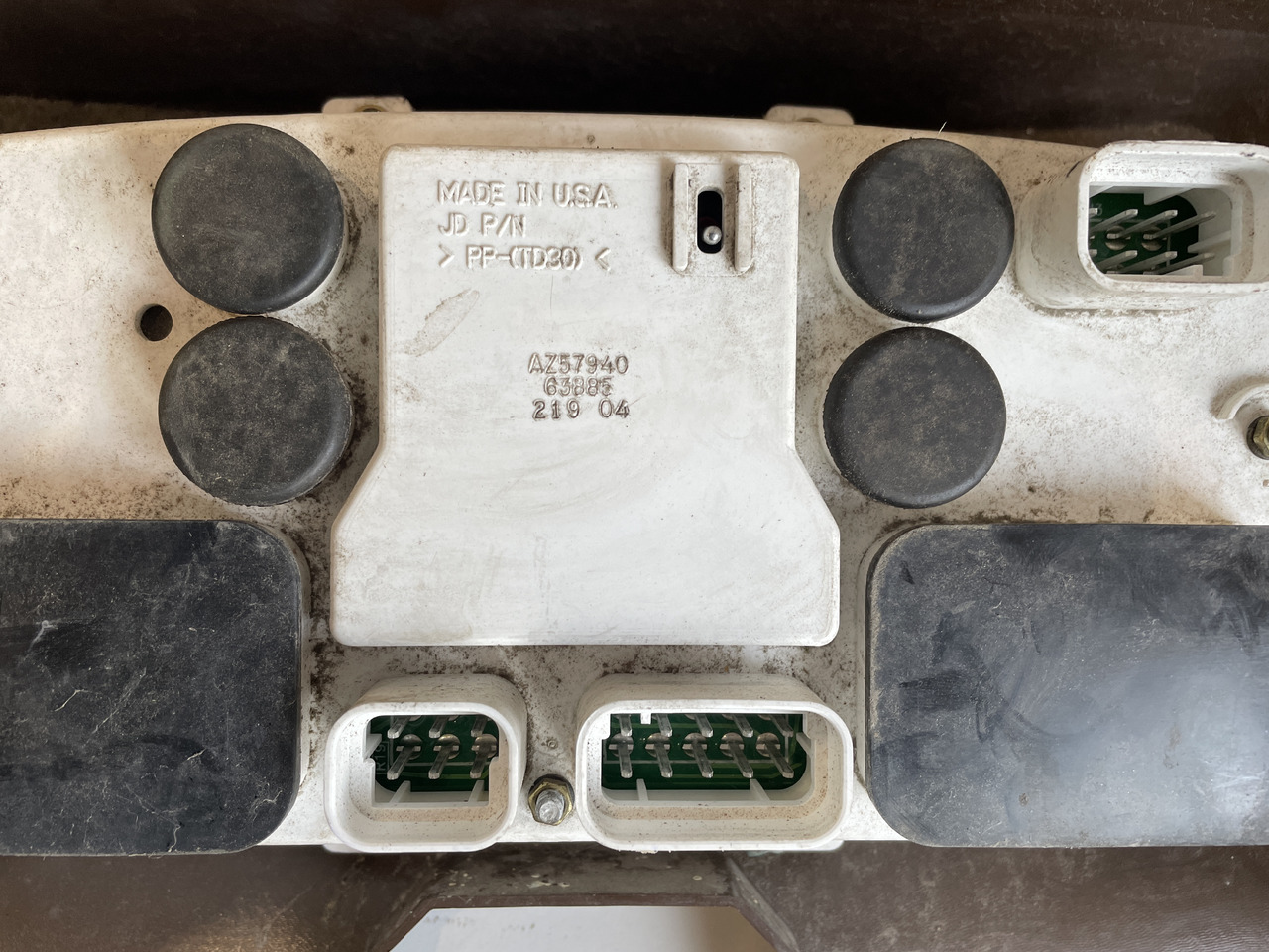 John Deere 3800 - zegary licznik pulpit AZ57940 R197098 - Приборная панель для Сельскохозяйственной техники: фото 4 John Deere 3800 - zegary licznik pulpit AZ57940 R197098 - Приборная панель для Сельскохозяйственной техники: фото 4