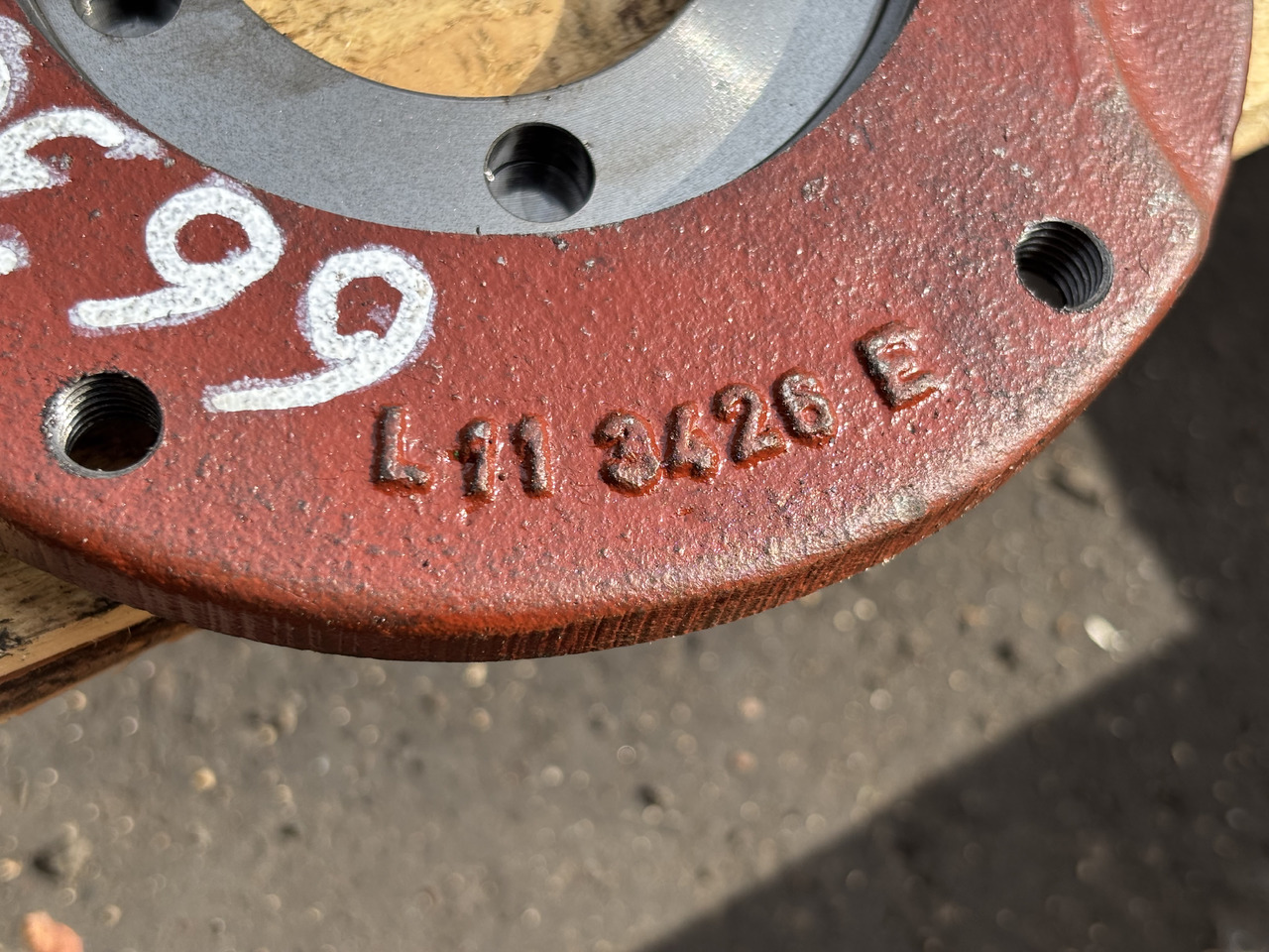 John Deere 6630 Obudowa Łożyska L113426   L215099 - Запчасти ходовой части для Сельскохозяйственной техники: фото 1 John Deere 6630 Obudowa Łożyska L113426   L215099 - Запчасти ходовой части для Сельскохозяйственной техники: фото 1