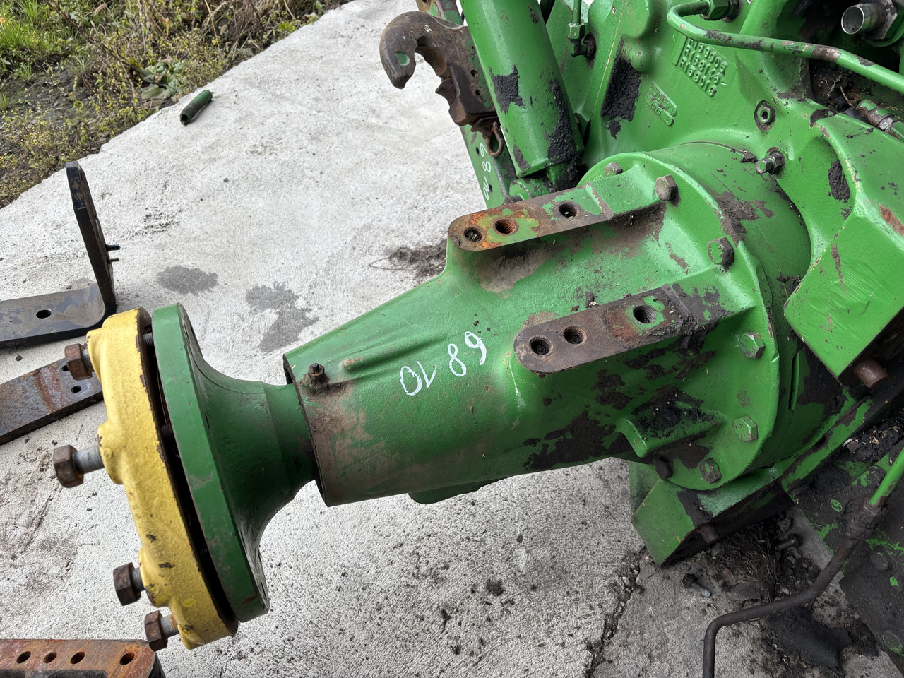 John Deere 6810 6910 Półoś Piasta Wrzeciono 35 zębów R105836 R105836 - Приводный вал для Сельскохозяйственной техники: фото 1 John Deere 6810 6910 Półoś Piasta Wrzeciono 35 zębów R105836 R105836 - Приводный вал для Сельскохозяйственной техники: фото 1