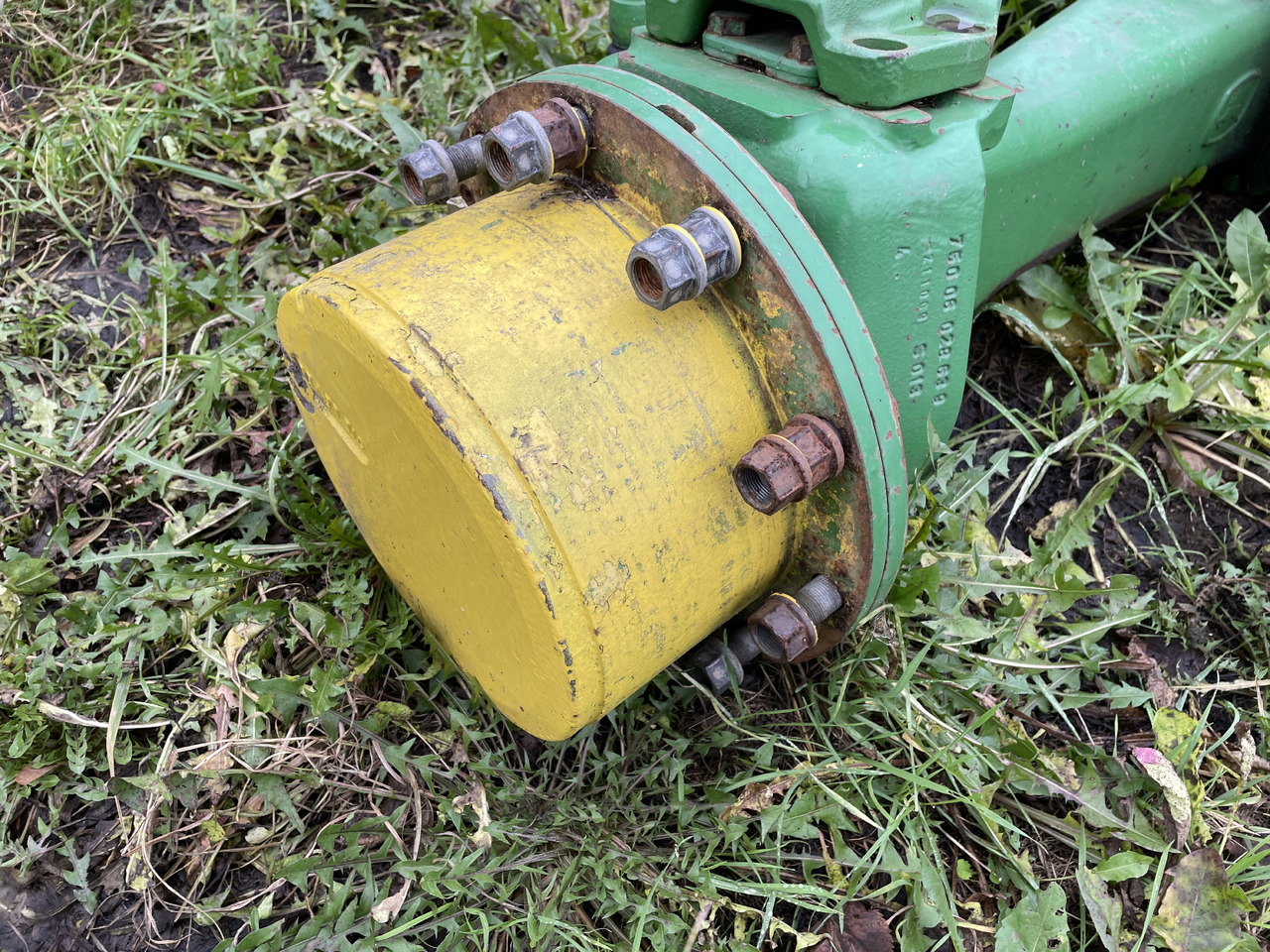 John Deere 6930 7730 - oś przednia - zwolnica zwrotnica obudowa 750/141 AL167150 - Бортовой редуктор для Сельскохозяйственной техники: фото 3 John Deere 6930 7730 - oś przednia - zwolnica zwrotnica obudowa 750/141 AL167150 - Бортовой редуктор для Сельскохозяйственной техники: фото 3