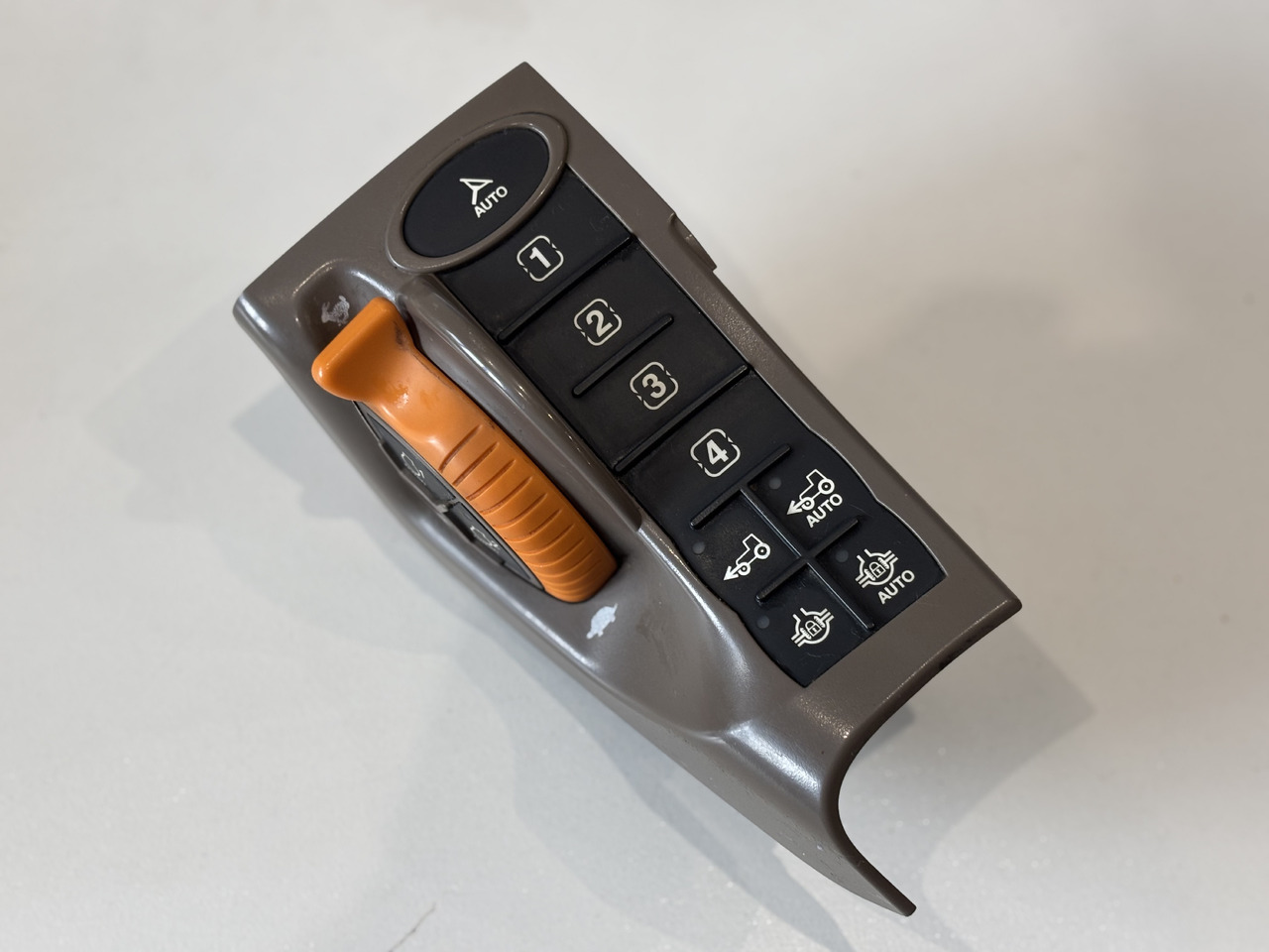 John Deere 6R 6xxx Sterownik Regulator Pokrętło Sterowania Prędkością Silnika AL223086 - Электрическая система для Сельскохозяйственной техники: фото 1 John Deere 6R 6xxx Sterownik Regulator Pokrętło Sterowania Prędkością Silnika AL223086 - Электрическая система для Сельскохозяйственной техники: фото 1