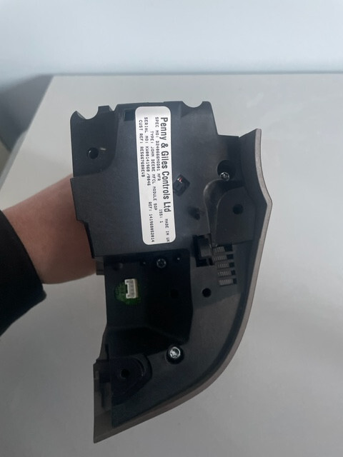 John Deere 6r joystick RE573554 - Кабина и интерьер для Сельскохозяйственной техники: фото 4 John Deere 6r joystick RE573554 - Кабина и интерьер для Сельскохозяйственной техники: фото 4