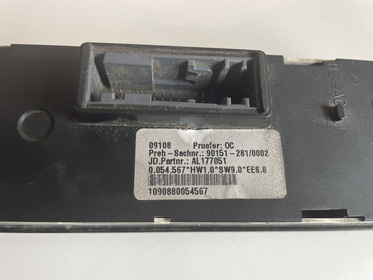 John Deere 6x30 7x30 - sterownik panel klimatyzacji AL177051 AL200050 - Кабина и интерьер для Сельскохозяйственной техники: фото 2 John Deere 6x30 7x30 - sterownik panel klimatyzacji AL177051 AL200050 - Кабина и интерьер для Сельскохозяйственной техники: фото 2