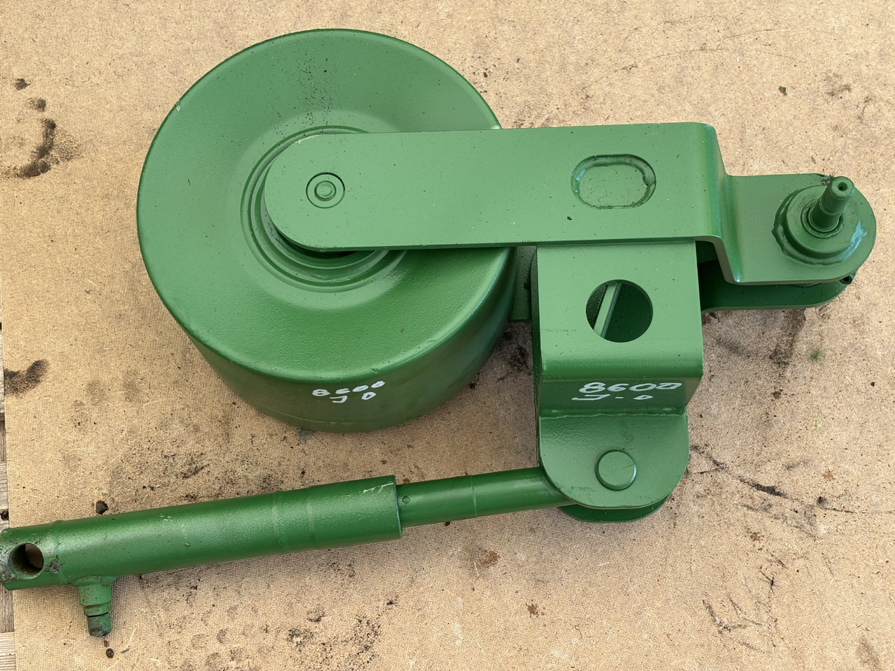 John Deere 8600 Siłownik hydrauliczny napinacz rolka AXE26918 - Гидравлический цилиндр для Сельскохозяйственной техники: фото 2 John Deere 8600 Siłownik hydrauliczny napinacz rolka AXE26918 - Гидравлический цилиндр для Сельскохозяйственной техники: фото 2