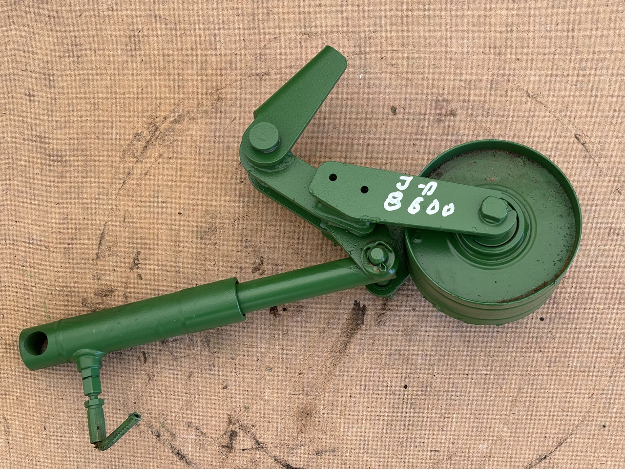 John Deere 8600 Siłownik hydrauliczny napinacz rolka AXE26918 - Гидравлический цилиндр для Сельскохозяйственной техники: фото 1 John Deere 8600 Siłownik hydrauliczny napinacz rolka AXE26918 - Гидравлический цилиндр для Сельскохозяйственной техники: фото 1