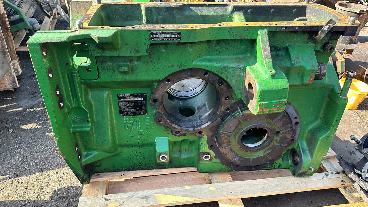 John deere 8345r miska olejowa obudowa mostu przedniego - Ось и запчасти для Сельскохозяйственной техники: фото 2 John deere 8345r miska olejowa obudowa mostu przedniego - Ось и запчасти для Сельскохозяйственной техники: фото 2