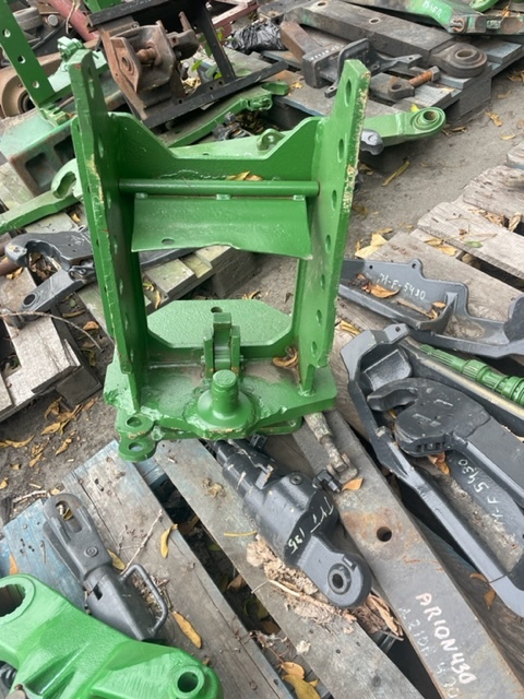John deere zaczep pitonfix prowadnica szyna zaczepowa - Рама/ Шасси для Сельскохозяйственной техники: фото 1 John deere zaczep pitonfix prowadnica szyna zaczepowa - Рама/ Шасси для Сельскохозяйственной техники: фото 1