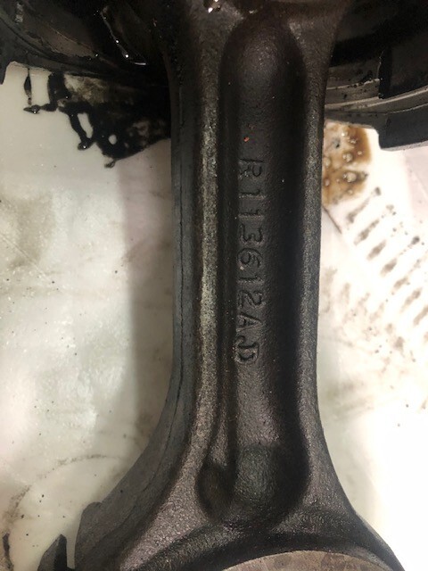 Korbowód R113612 - John Deere 4039 - Шатун для Сельскохозяйственной техники: фото 1 Korbowód R113612 - John Deere 4039 - Шатун для Сельскохозяйственной техники: фото 1