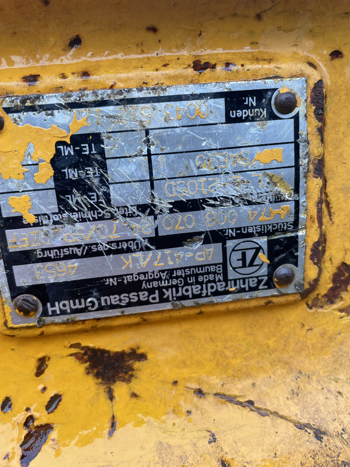 Liebherr 541 546 564 574 - oś napędowa most ZF AP-417/LK - zwolnica - Бортовой редуктор для Сельскохозяйственной техники: фото 4 Liebherr 541 546 564 574 - oś napędowa most ZF AP-417/LK - zwolnica - Бортовой редуктор для Сельскохозяйственной техники: фото 4