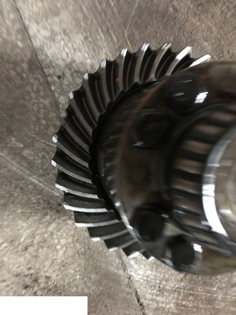 Manitou MLT 845 - Atak Talerz 11x31 - Дифференциал для Сельскохозяйственной техники: фото 3 Manitou MLT 845 - Atak Talerz 11x31 - Дифференциал для Сельскохозяйственной техники: фото 3