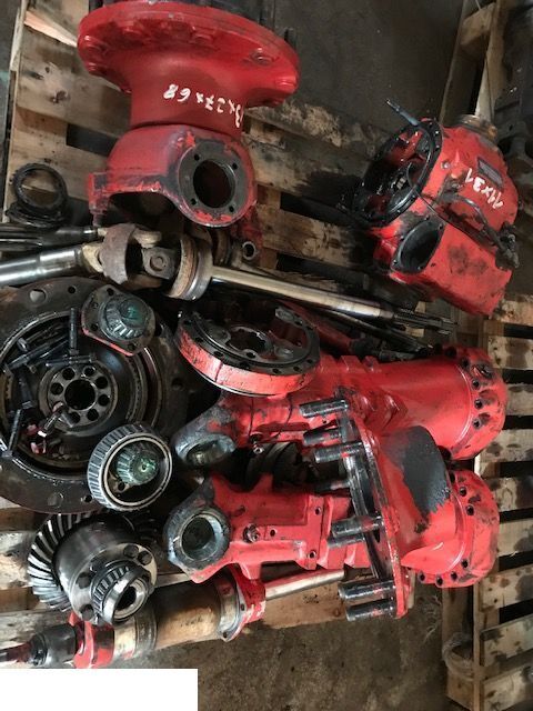 Manitou MLT845 - CZĘŚCI - Zwolnica - Бортовой редуктор для Строительной техники: фото 2 Manitou MLT845 - CZĘŚCI - Zwolnica - Бортовой редуктор для Строительной техники: фото 2
