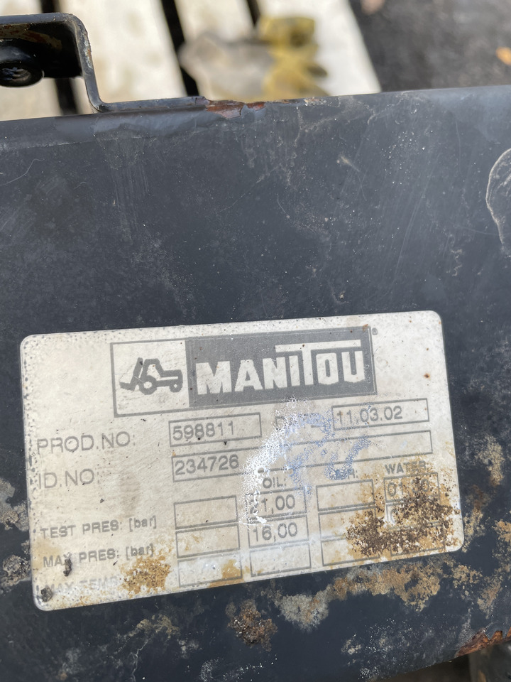 Manitou - chłodnica wody i oleju 234726 - Масляный радиатор для Строительной техники: фото 4 Manitou - chłodnica wody i oleju 234726 - Масляный радиатор для Строительной техники: фото 4
