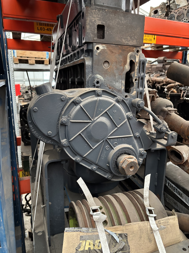 Mercedes OM 352 OM 352 5,7 L Silnik Blok Pokrywa CZĘŚCI 3520150201 3621880102 - Двигатель и запчасти для Грузовиков: фото 1 Mercedes OM 352 OM 352 5,7 L Silnik Blok Pokrywa CZĘŚCI 3520150201 3621880102 - Двигатель и запчасти для Грузовиков: фото 1