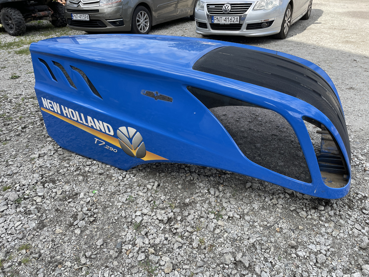 New Holland T7.275 T7.290 T7.315 - maska silnika 47731212 - Капот для Сельскохозяйственной техники: фото 4 New Holland T7.275 T7.290 T7.315 - maska silnika 47731212 - Капот для Сельскохозяйственной техники: фото 4