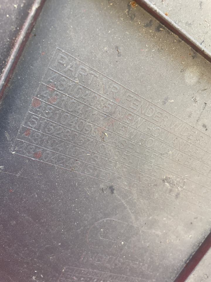 New Holland T7 - błotnik 47664342 - Крыло для Сельскохозяйственной техники: фото 3 New Holland T7 - błotnik 47664342 - Крыло для Сельскохозяйственной техники: фото 3