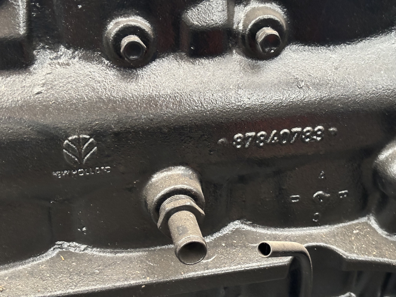 New Holland TM 120, 130, 140, 150, 160, 170, 17 Blok silnika 87840788 - Блок цилиндров для Сельскохозяйственной техники: фото 2 New Holland TM 120, 130, 140, 150, 160, 170, 17 Blok silnika 87840788 - Блок цилиндров для Сельскохозяйственной техники: фото 2