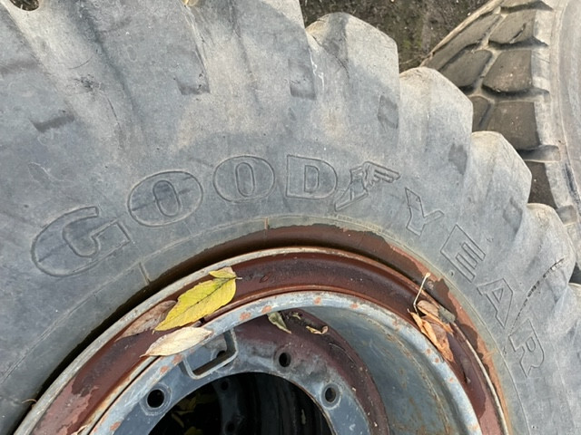Opona Goodyear 20.5r25 - Шина для Сельскохозяйственной техники: фото 2 Opona Goodyear 20.5r25 - Шина для Сельскохозяйственной техники: фото 2