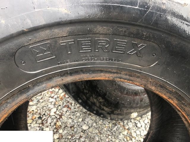 Opona Merlo - 405/70 r20 - Шина для Погрузочно-разгрузочной техники: фото 2 Opona Merlo - 405/70 r20 - Шина для Погрузочно-разгрузочной техники: фото 2