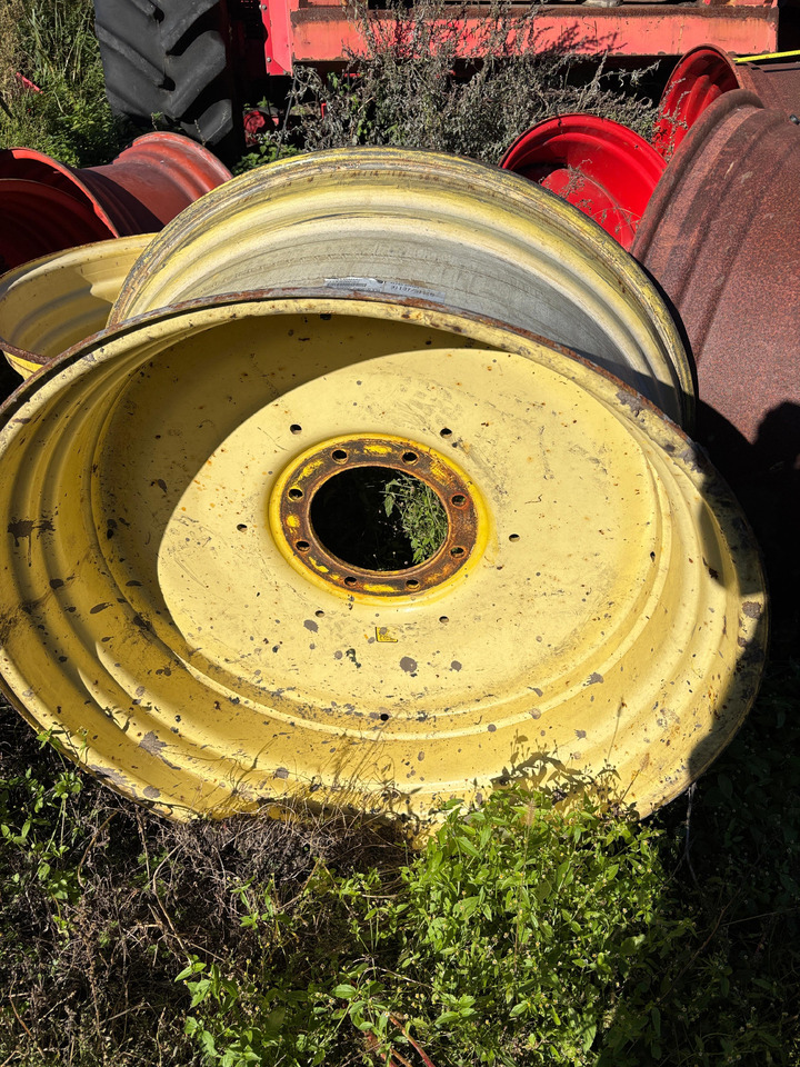 Titan DWW18LX38 John Deere AL170041 Felga 18 x 38 - Колесный диск для Сельскохозяйственной техники: фото 1 Titan DWW18LX38 John Deere AL170041 Felga 18 x 38 - Колесный диск для Сельскохозяйственной техники: фото 1