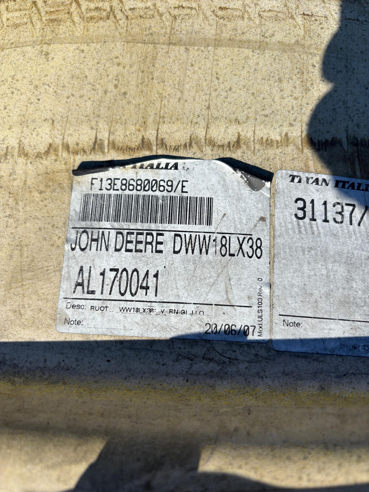 Titan DWW18LX38 John Deere AL170041 Felga 18 x 38 - Колесный диск для Сельскохозяйственной техники: фото 2 Titan DWW18LX38 John Deere AL170041 Felga 18 x 38 - Колесный диск для Сельскохозяйственной техники: фото 2