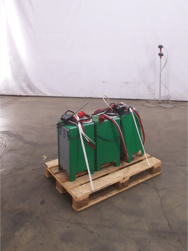 Battery Charger Package 3 pieces - Электрическая система для Погрузочно-разгрузочной техники: фото 1 Battery Charger Package 3 pieces - Электрическая система для Погрузочно-разгрузочной техники: фото 1