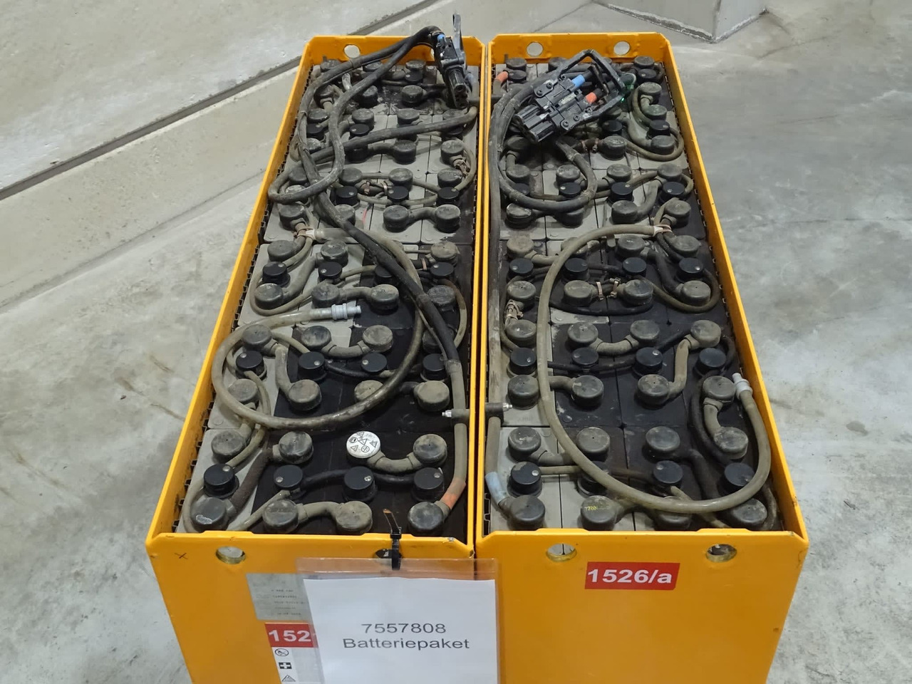 Battery Package 2 pieces - Аккумулятор для Погрузочно-разгрузочной техники: фото 4 Battery Package 2 pieces - Аккумулятор для Погрузочно-разгрузочной техники: фото 4
