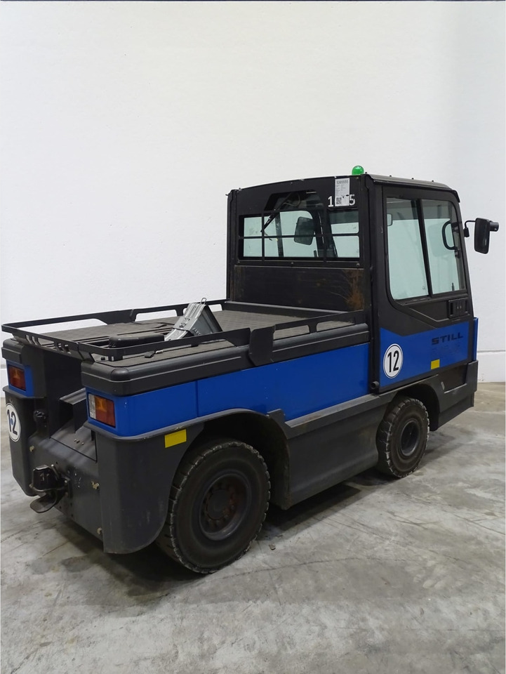 Linde P250 - Складской тягач: фото 2 Linde P250 - Складской тягач: фото 2