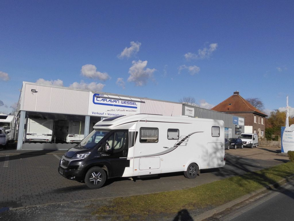 HYMER / ERIBA / HYMERCAR Tramp SL 704 Hubstützen, Solar, AHK uvm++++ - Полуинтегрированный автодом: фото 3 HYMER / ERIBA / HYMERCAR Tramp SL 704 Hubstützen, Solar, AHK uvm++++ - Полуинтегрированный автодом: фото 3