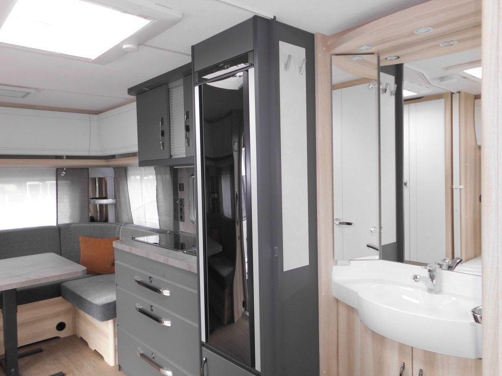 Прицеп дача Hobby De Luxe 460 UFe 2026 1500kg. Ambiente: фото 14