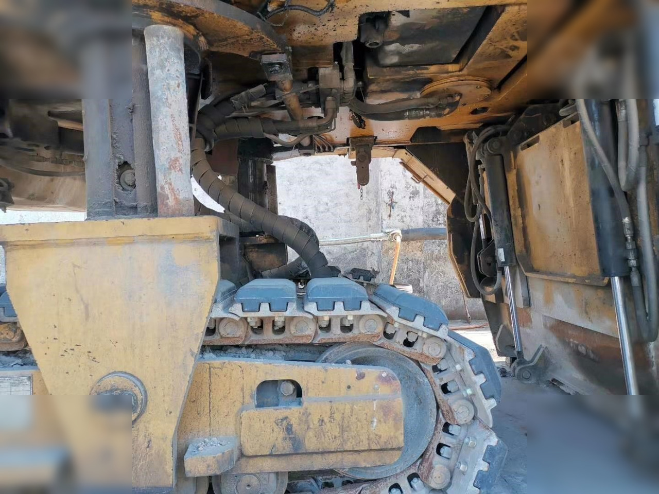 2011 CATERPILLAR PM-200 - Дорожная фреза: фото 4 2011 CATERPILLAR PM-200 - Дорожная фреза: фото 4