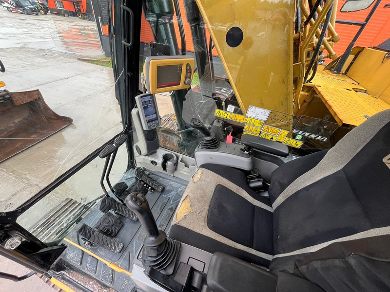 Гусеничный экскаватор Caterpillar 320 E 3D / ROTOTILT / CENTRAL LUBRICATION / 3D / AC: фото 20
