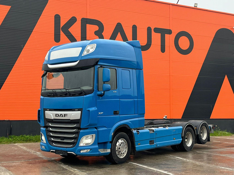 DAF XF 530 6x2 PTO / CHASSIS L=6074 mm - Грузовик-шасси: фото 1 DAF XF 530 6x2 PTO / CHASSIS L=6074 mm - Грузовик-шасси: фото 1