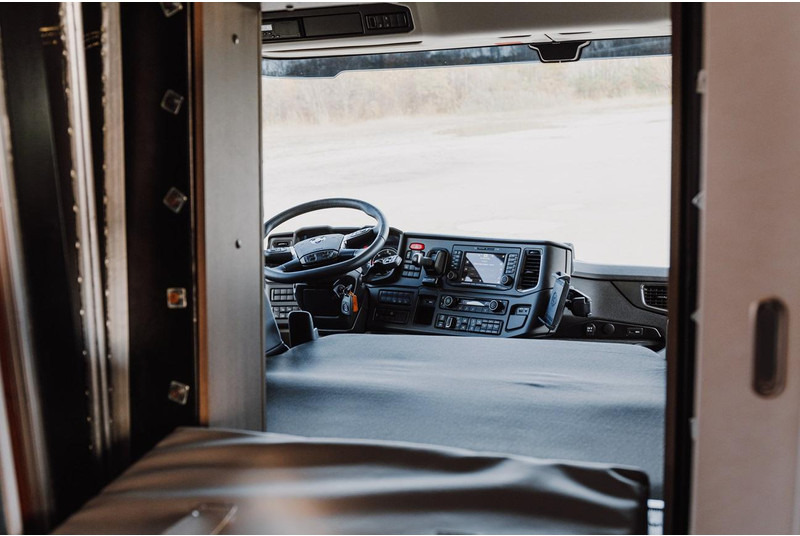 Scania G 410 XT 4x4 FULLY EQUIPPED EXPEDITION TRUCK в лизинг Scania G 410 XT 4x4 FULLY EQUIPPED EXPEDITION TRUCK: фото 18 Scania G 410 XT 4x4 FULLY EQUIPPED EXPEDITION TRUCK в лизинг Scania G 410 XT 4x4 FULLY EQUIPPED EXPEDITION TRUCK: фото 18