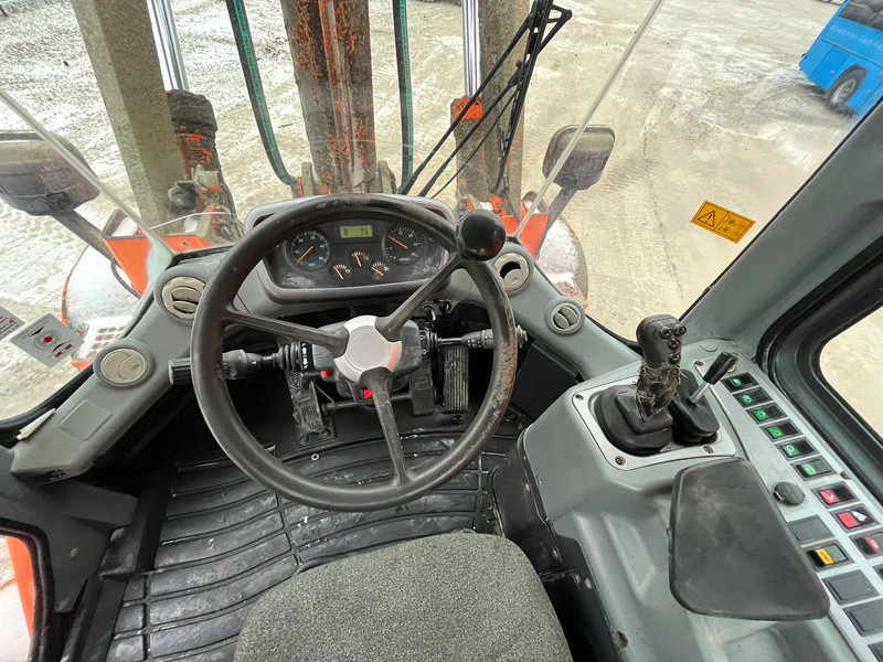 Колёсный погрузчик Doosan DL 300 4x4 AC / CENTRAL LUBRICATION: фото 20