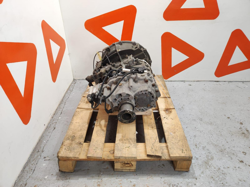Iveco ZF 6S700TO GEARBOX - Коробка передач для Грузовиков: фото 4 Iveco ZF 6S700TO GEARBOX - Коробка передач для Грузовиков: фото 4