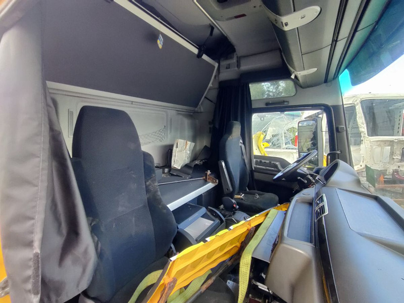 Кабина и интерьер для Грузовиков MAN TGX 28.480 6X2 CAB: фото 8