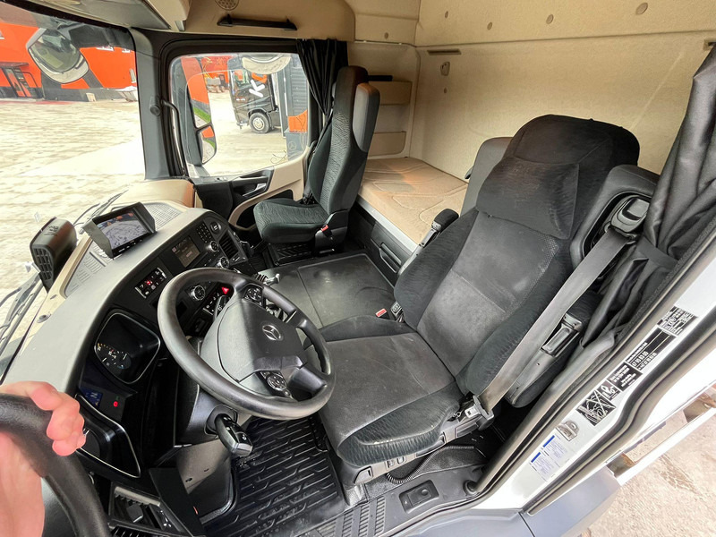 Грузовик-контейнеровоз/ Сменный кузов Mercedes-Benz Actros 2548 6x2*4 RETARDER / CHASSIS L= 7870 mm: фото 19
