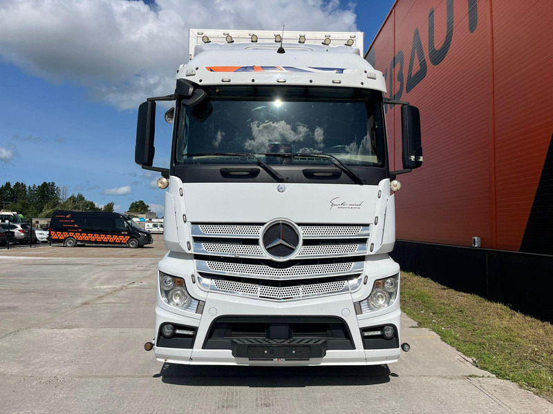Mercedes-Benz Actros 6x2*4 BOX L=7401mm - Грузовик с закрытым кузовом: фото 3 Mercedes-Benz Actros 6x2*4 BOX L=7401mm - Грузовик с закрытым кузовом: фото 3